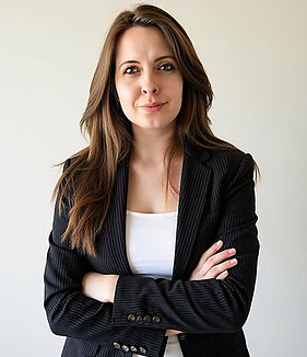 Favorite-Aragon-Headshot-Makenzie-Carter-2026-03-17-81_edited.jpg