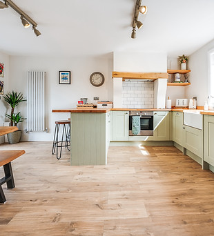 Kitchen wide angle.jpg