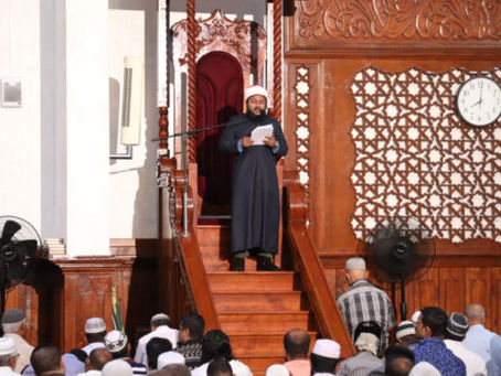 ނަހީކުރައްވާފައިވާ ކަންކަމަށް އަރައިގަންނަނަމަ، ބަލިމަޑުކަމާއި، ނާމާންކަން ފެތުރޭނެ: ޚުޠުބާ