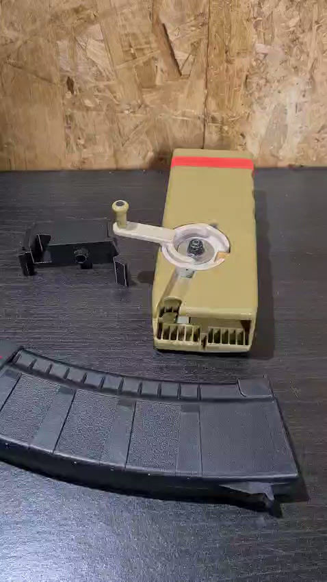 Miniatura: adattatore speedloader per AK 