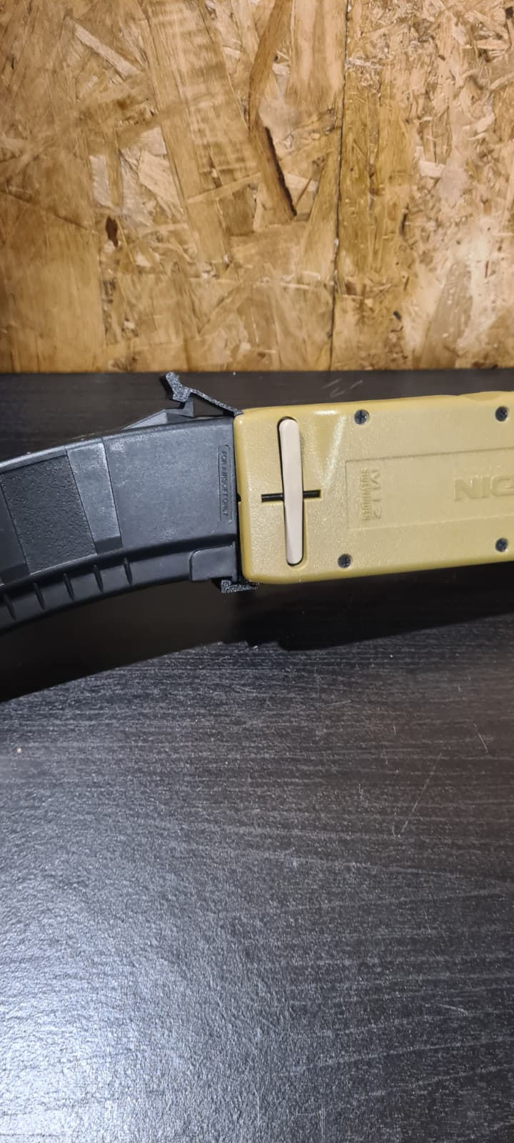 Miniatura: adattatore speedloader per AK 