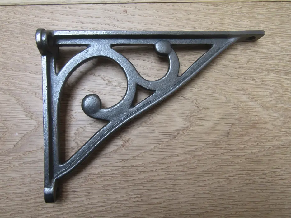 Pair of 7" Ashwell Scroll Shelf Brackets Antique Iron
