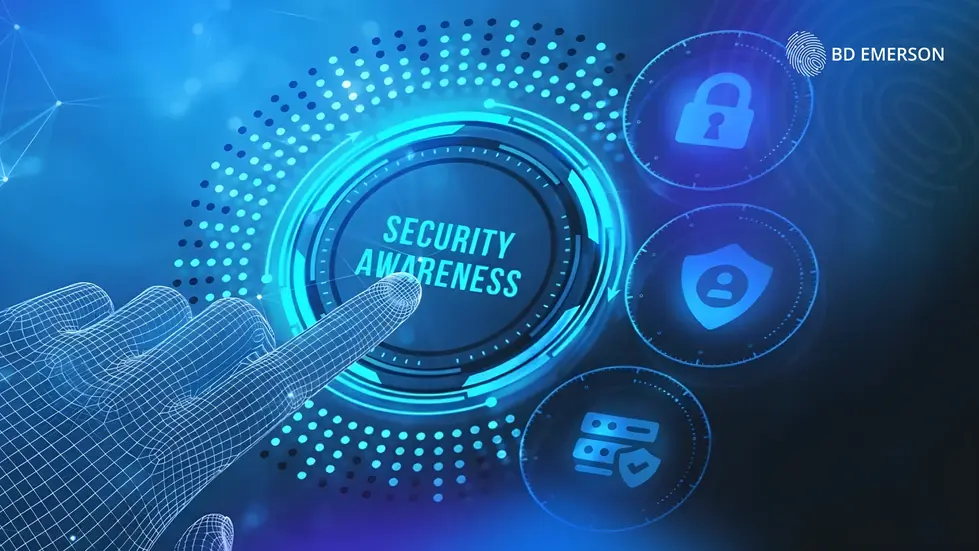 Eine Schulung zum Thema Cybersicherheit, bei der die Mitarbeiter Best Practices zur Abwehr von Cyberbedrohungen erlernen.