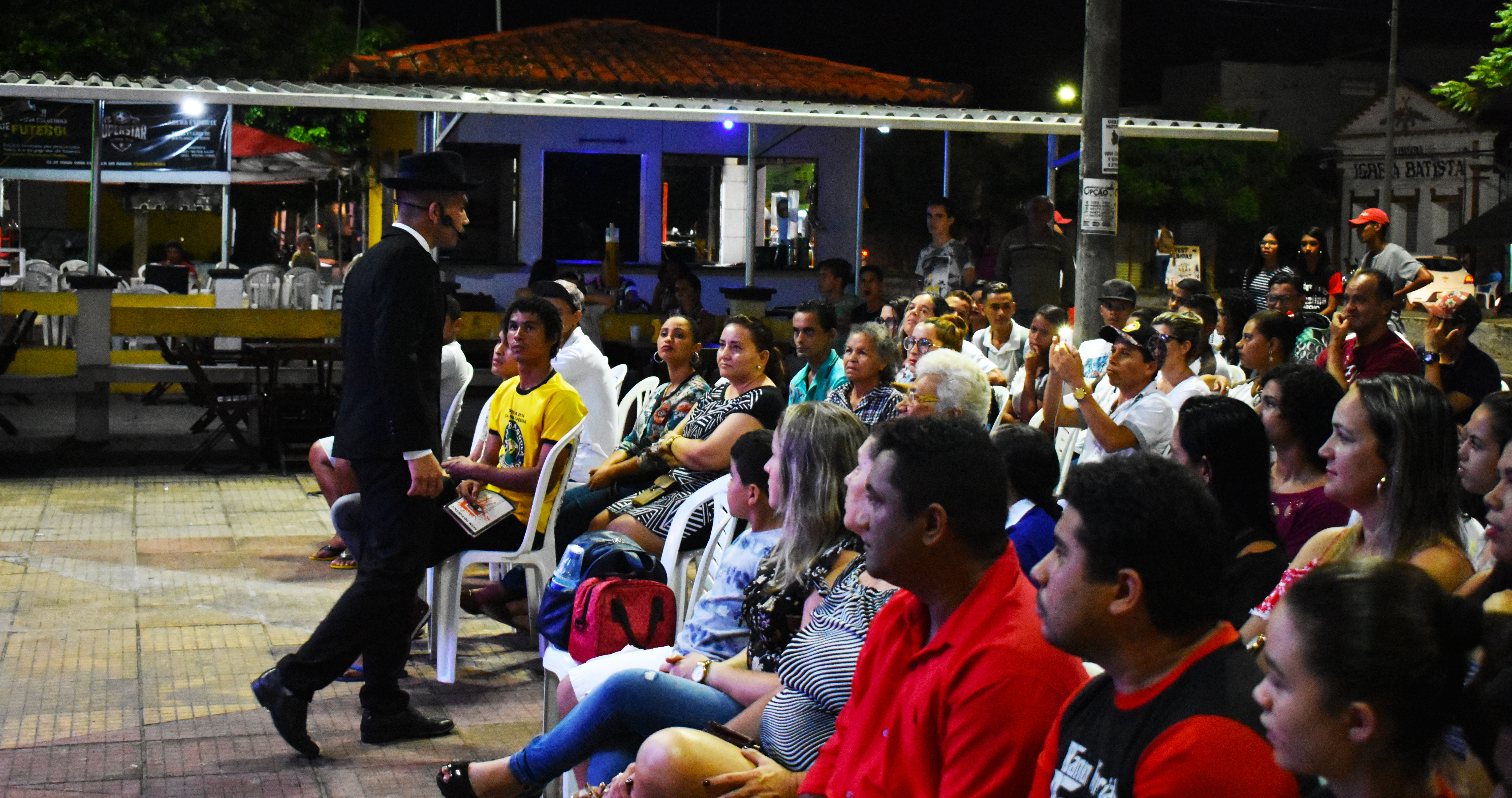 APRESENTAÇÃO_DO_GRUPO_USINA_DE_TEATRO_(4