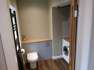 downstairs wc (Large).jpg