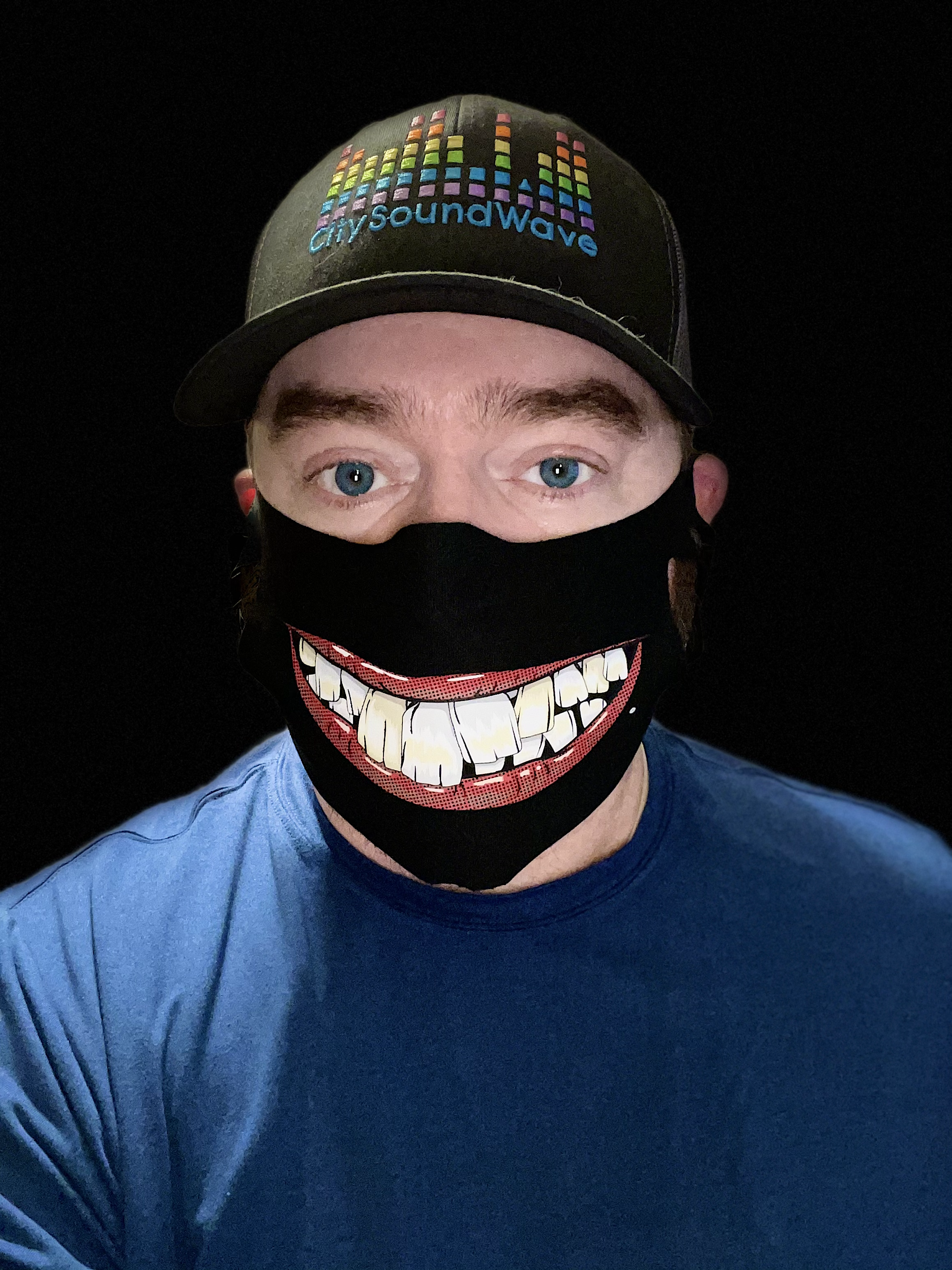 Toothy Face Cover
