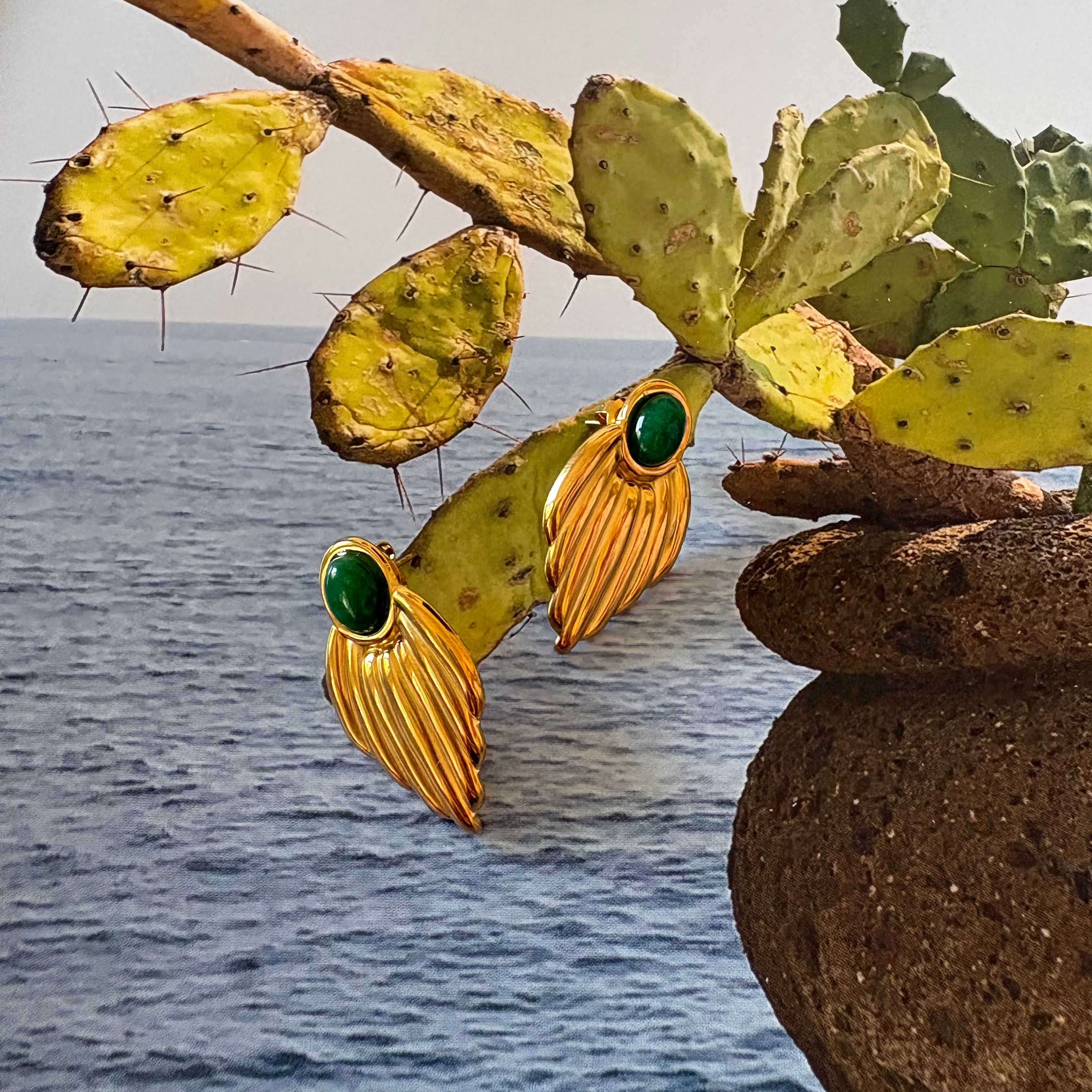 Green Leafs