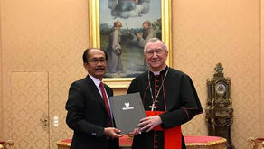 Surat Undangan Jokowi untuk Paus Fransiskus Sudah Diserahkan ke Pihak Vatikan