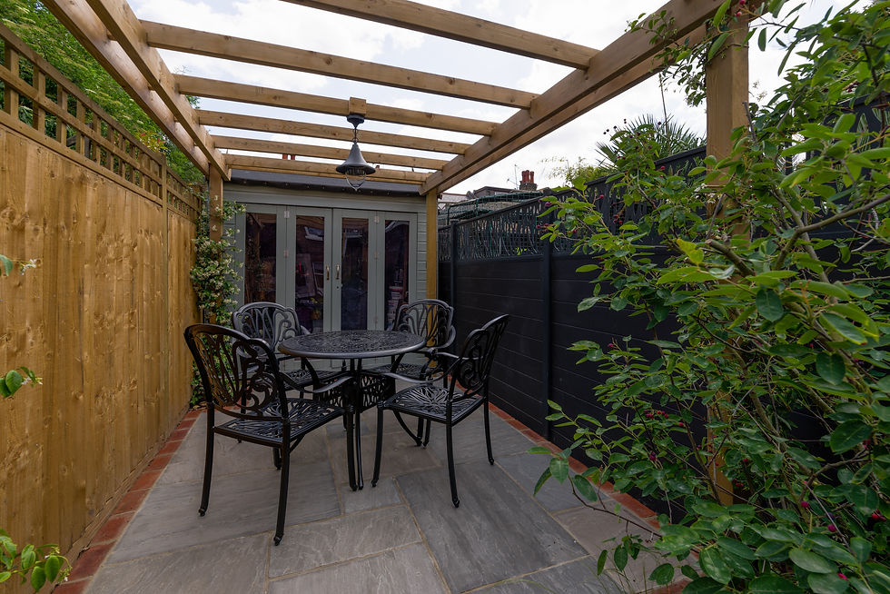 Garden built by MRLandscapes, Chiswick, London
