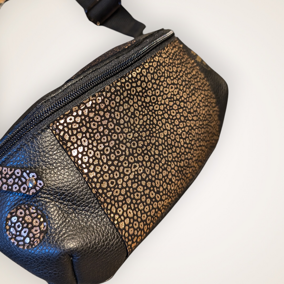 Miniature : Sac banane en cuir Isis 
