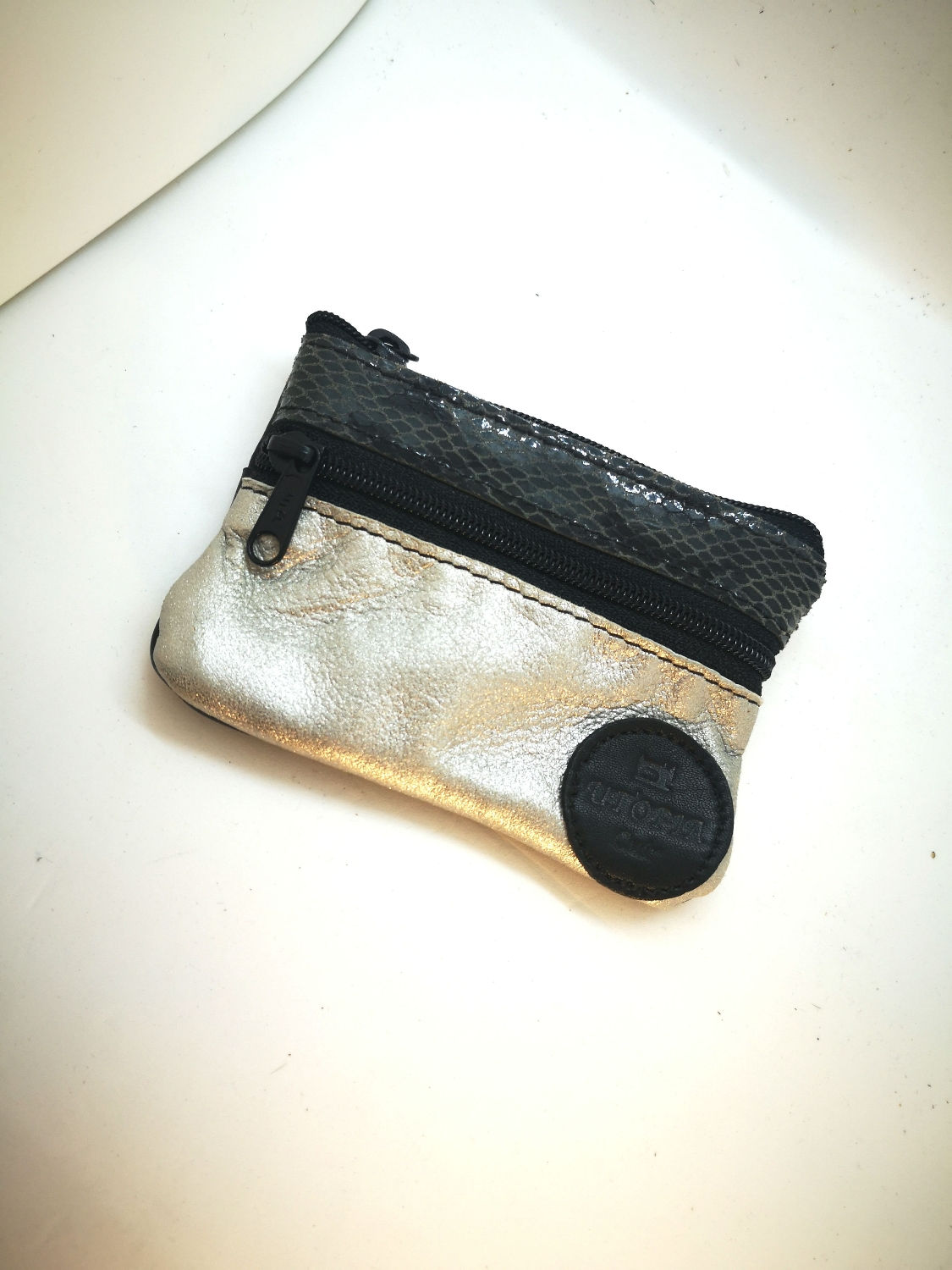 Porte monnaie en cuir Lakshmi 