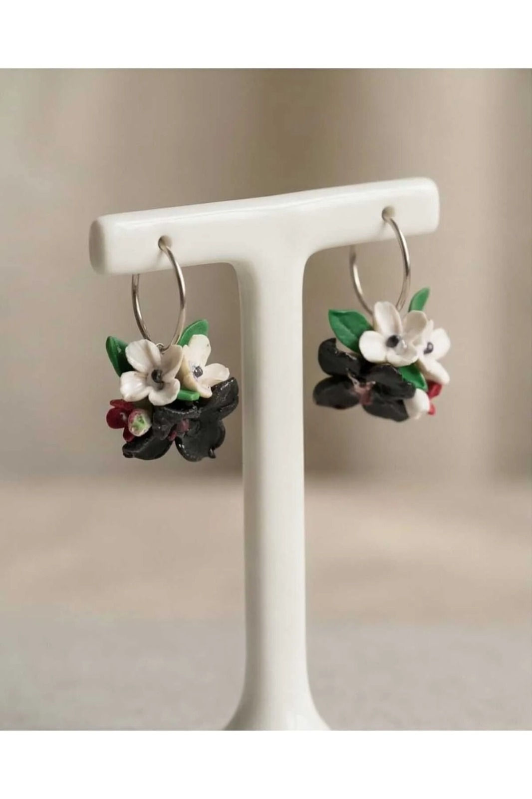 Çiçek Bahçesi Polimerkil Tasarım Küpe( aparat paslanmaz çelik)