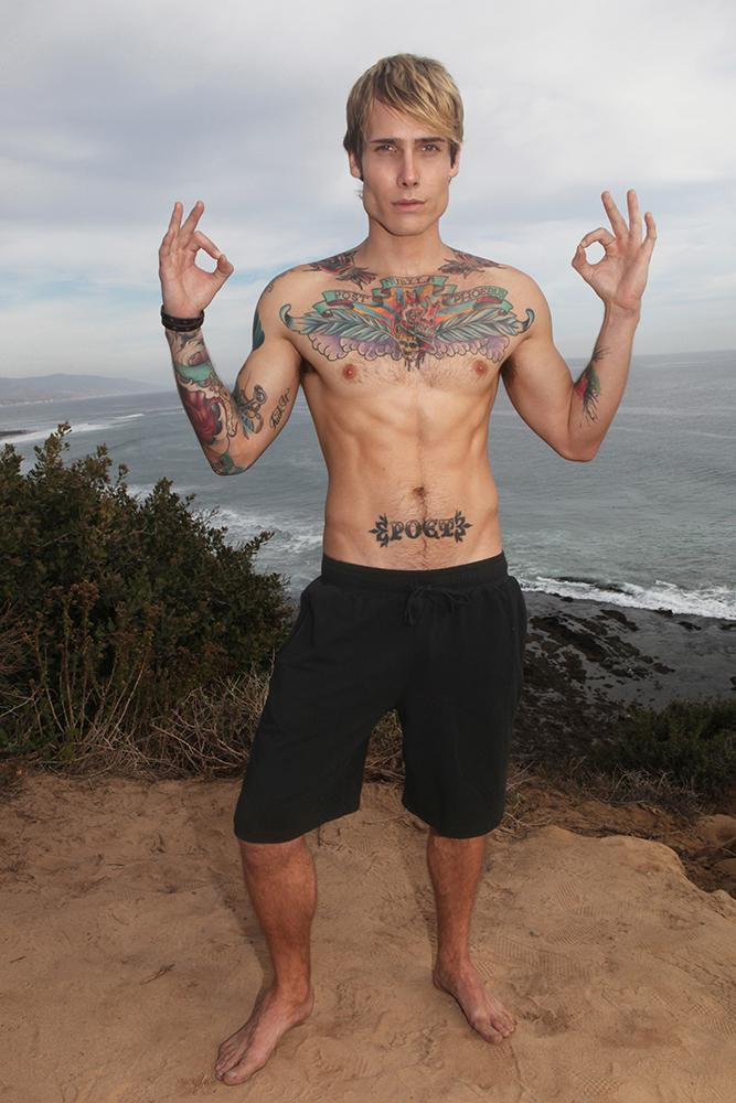 Thumbnail: Men's Yoga Ninja Shorts Organic Eco-Friendly