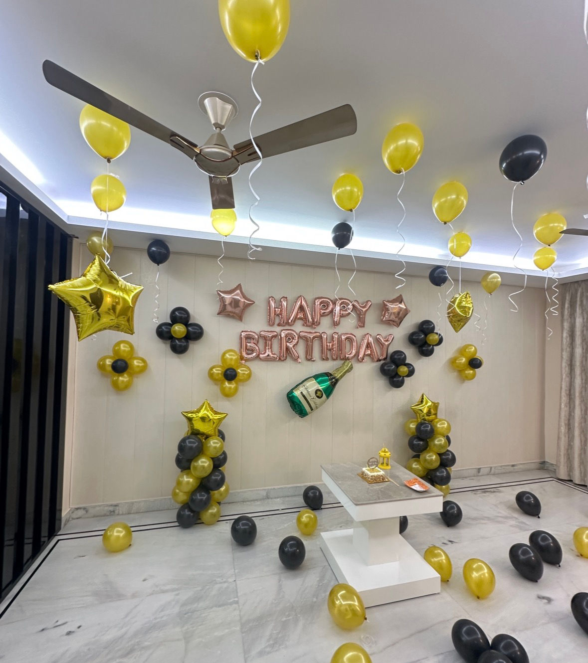 Black golden bday decor 