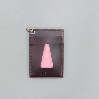 ランドセルリメイクで造られたパスケース