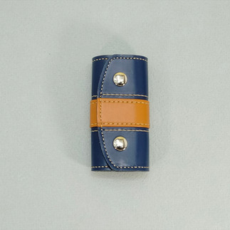 ランドセルリメイクで作られたキーケース