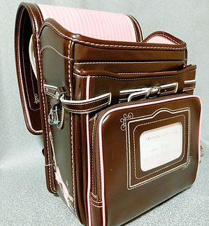 ランドセル リメイク前の焦げ茶色のランドセル