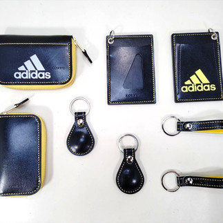 ランドセルリメイクで作った財布と革小物