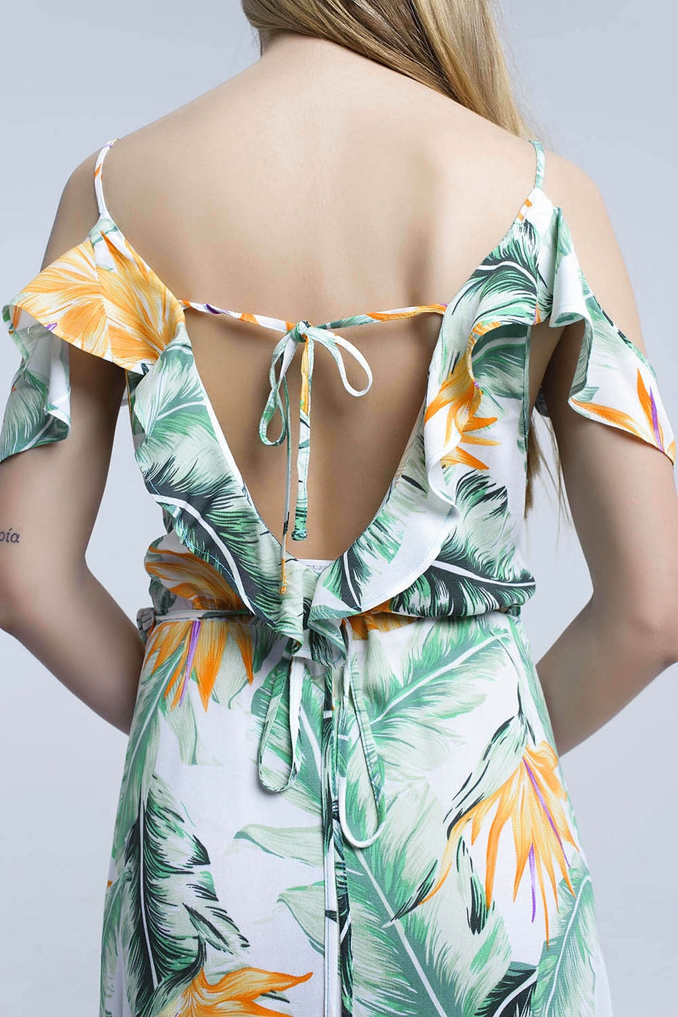 الصورة المصغرة: White Midi Dress in Tropical Leaves