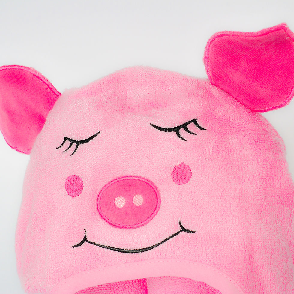 Thumbnail: Bamboo Rayon Piggy Hooded Turkish Towel: Little Kid