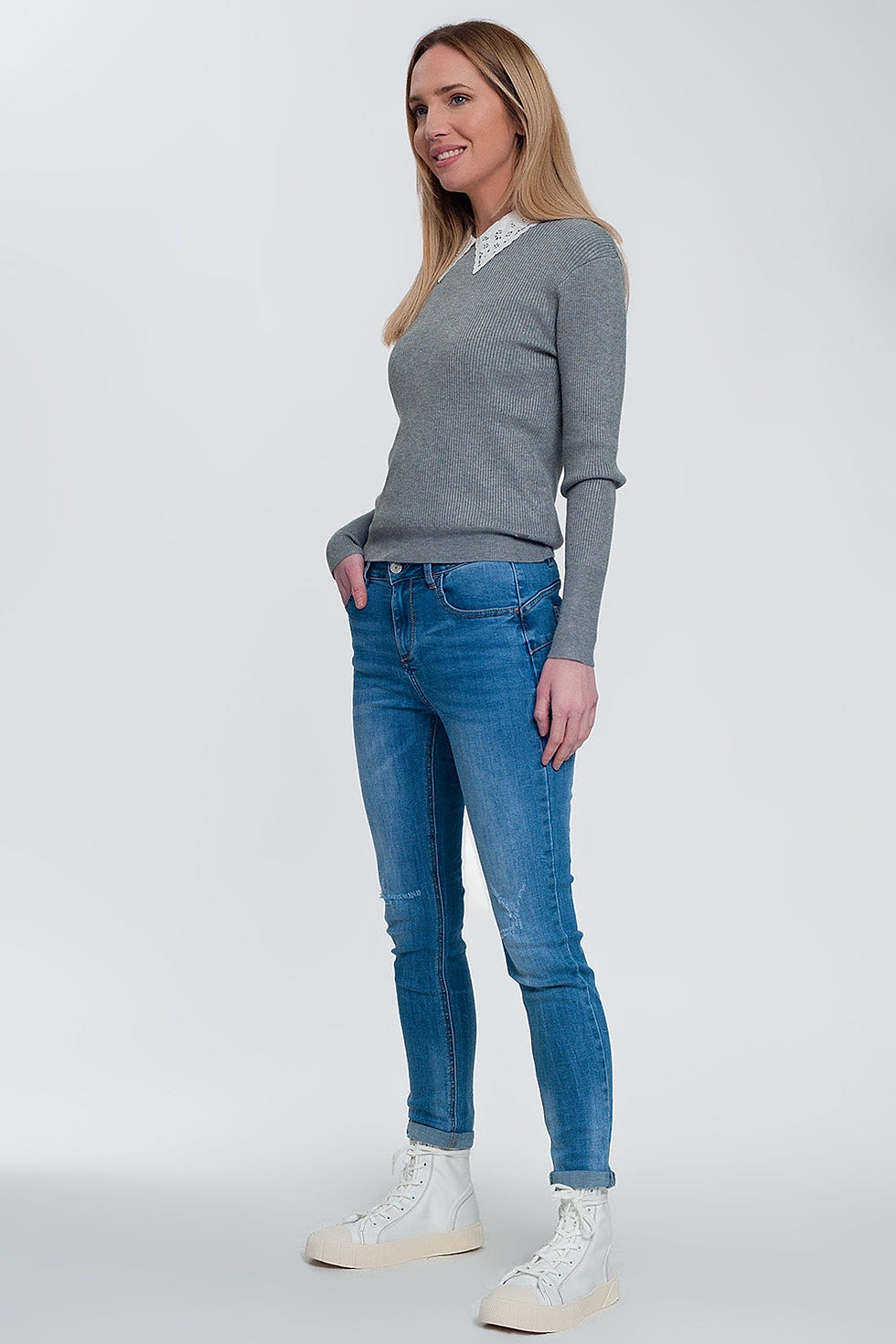 Thumbnail: Fitted Jumper in Gray Rib Knit
