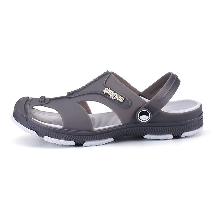 Thumbnail: Leisure Breathable Dual-use Anti-slip Sandals for Men