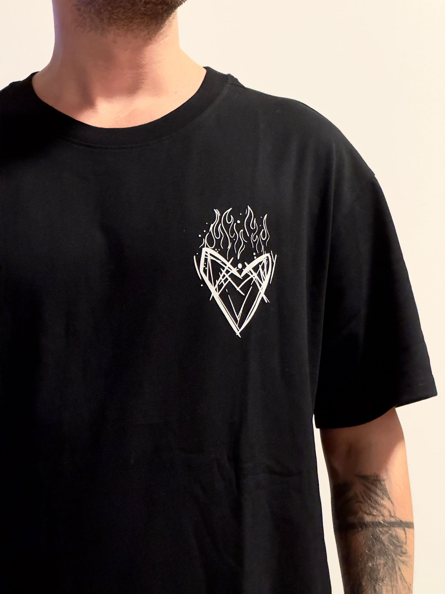 Černé triko SRDCE/LOGO