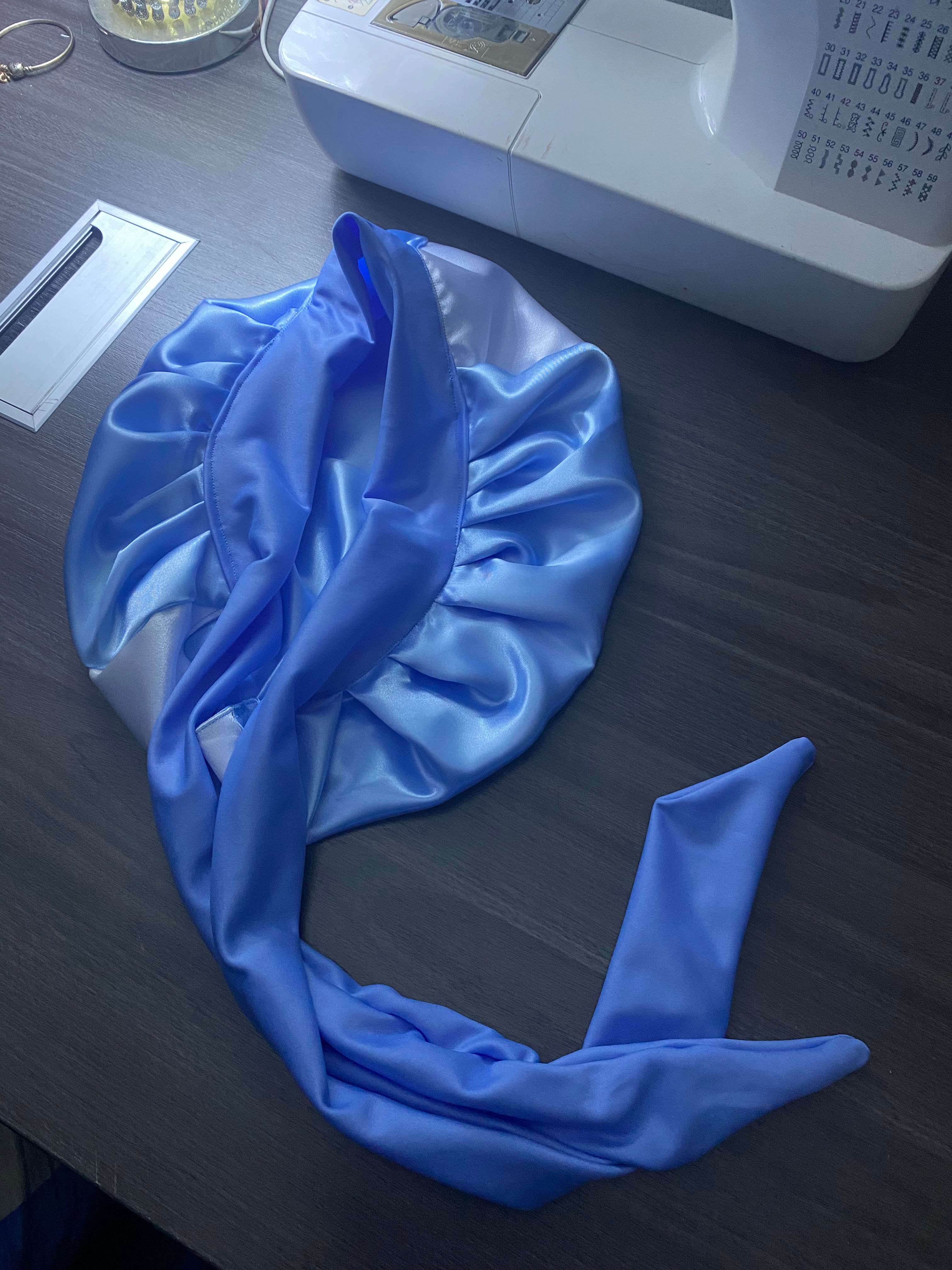 Argentina Adjustable Tie Bonnet