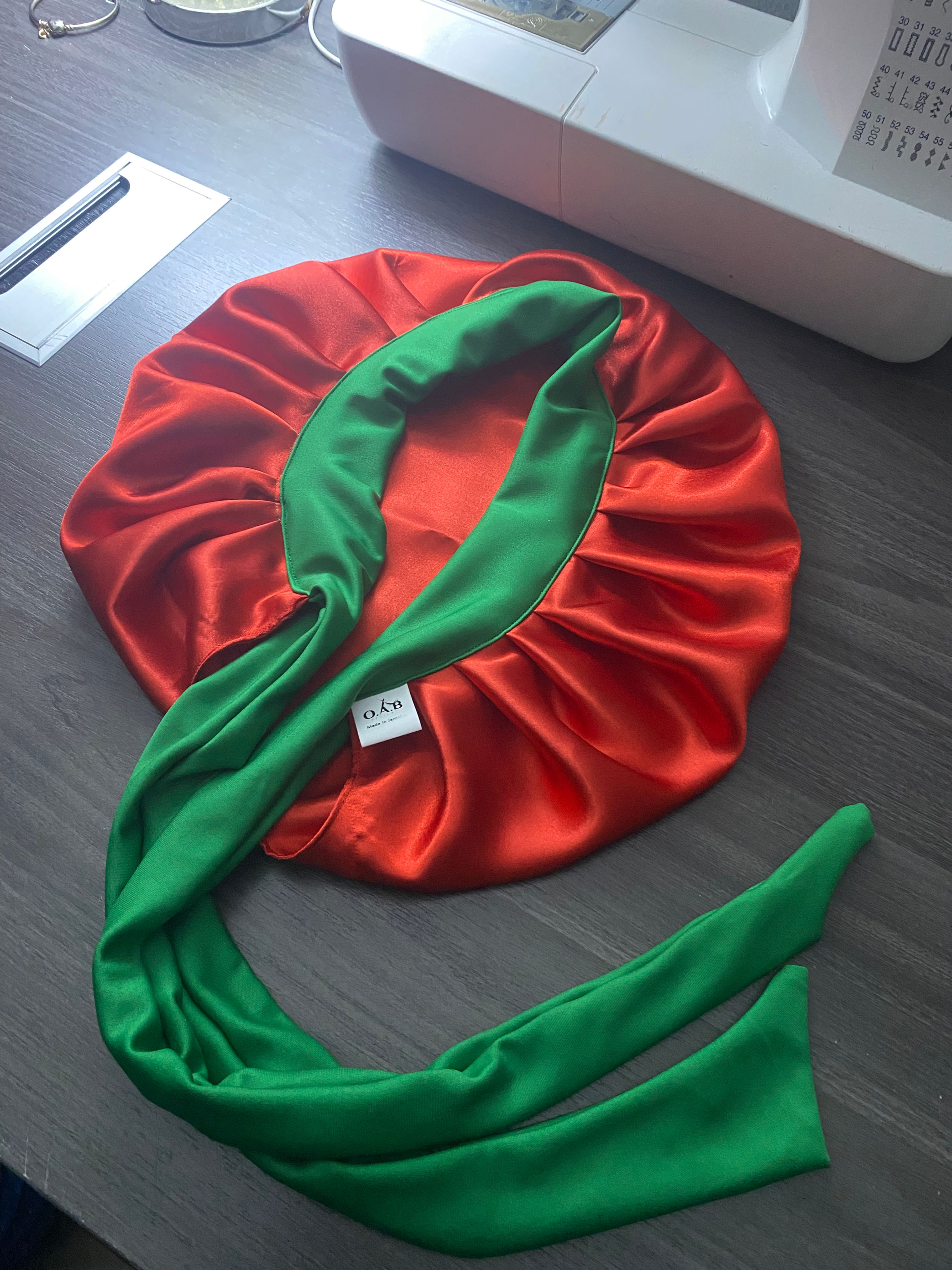 Morocco/Portugal Adjustable Tie Bonnet