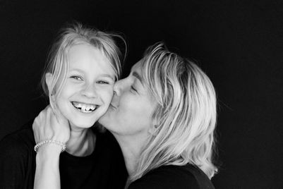 Familienfoto Mutter und Tochter