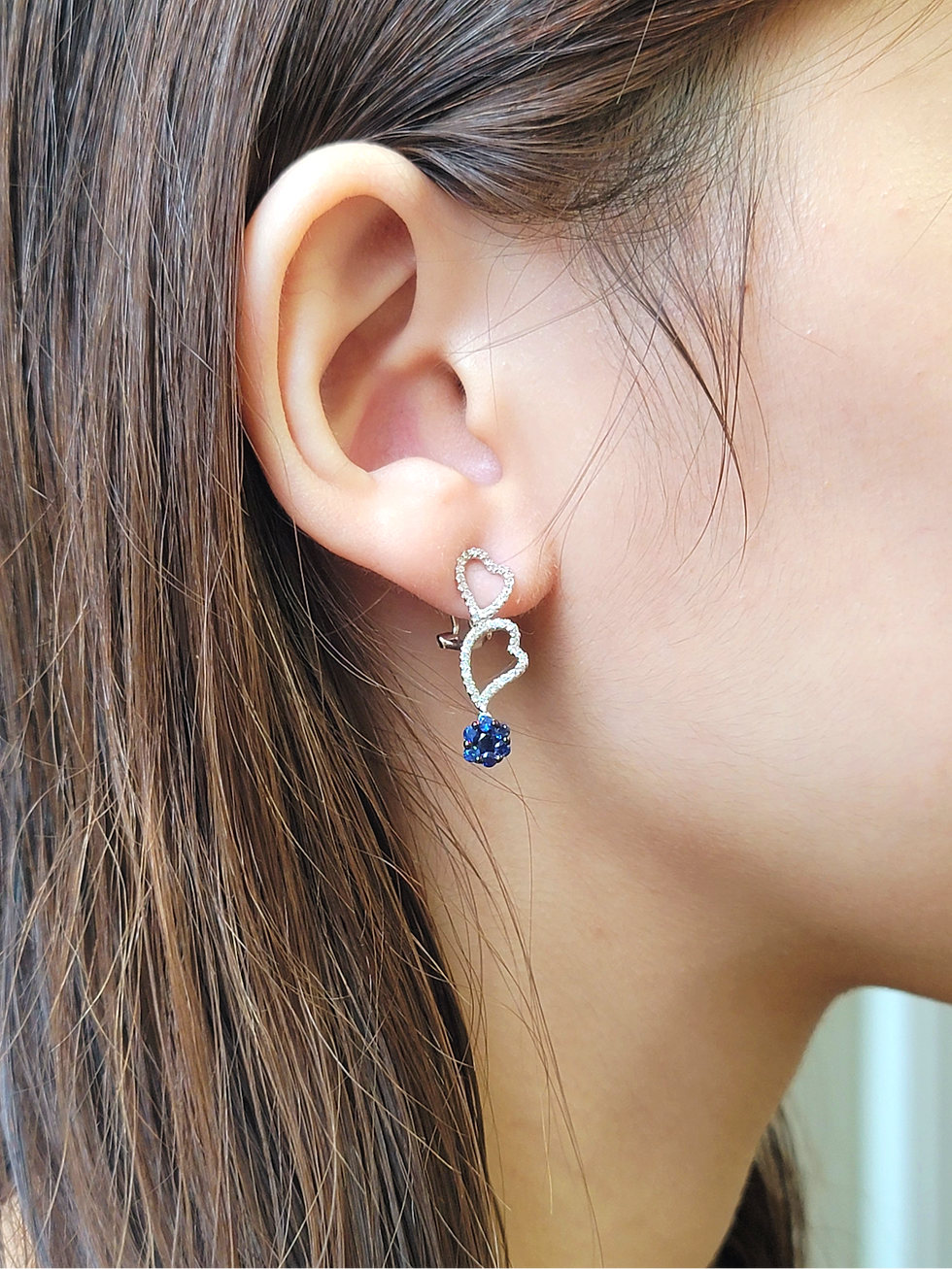 Thumbnail: Decorous double heart blue sapphire cz drop earrings