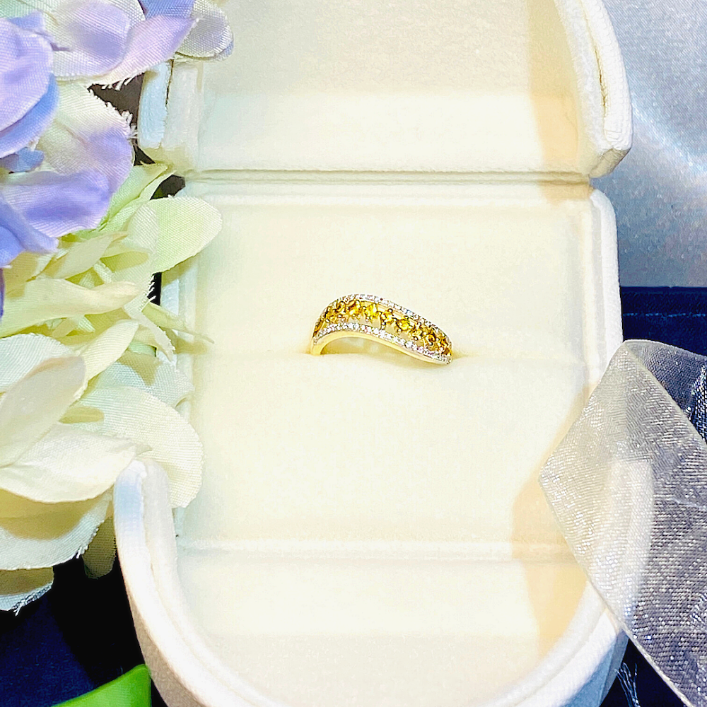 Lustrous yellow sapphire cz ring