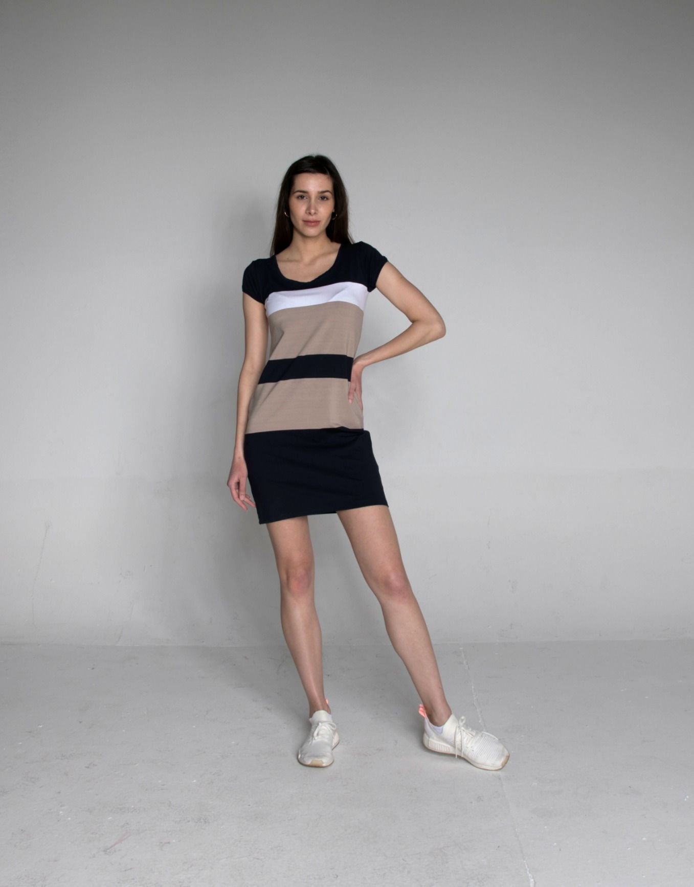 반소매 원피스 Monica