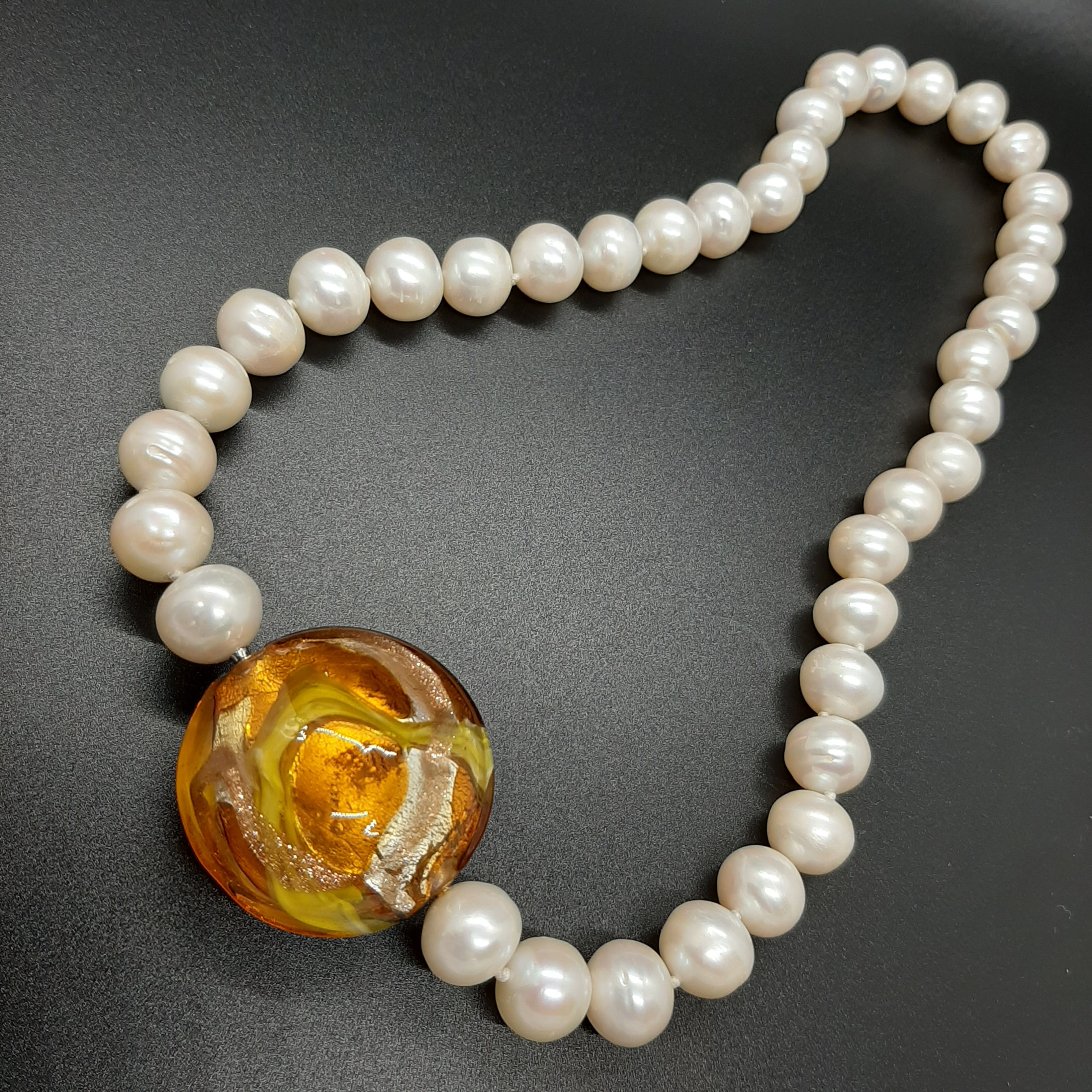 Marbled - Disc Clasp