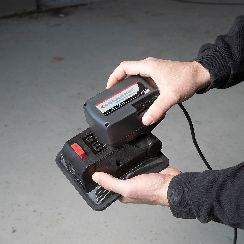 Miniatura: PROIETTORE COMPATTO DA 2000 LUMEN SOLO CORPO