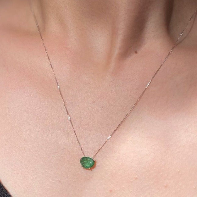 Thumbnail: BABY PIA tsavorite 10K gold necklace