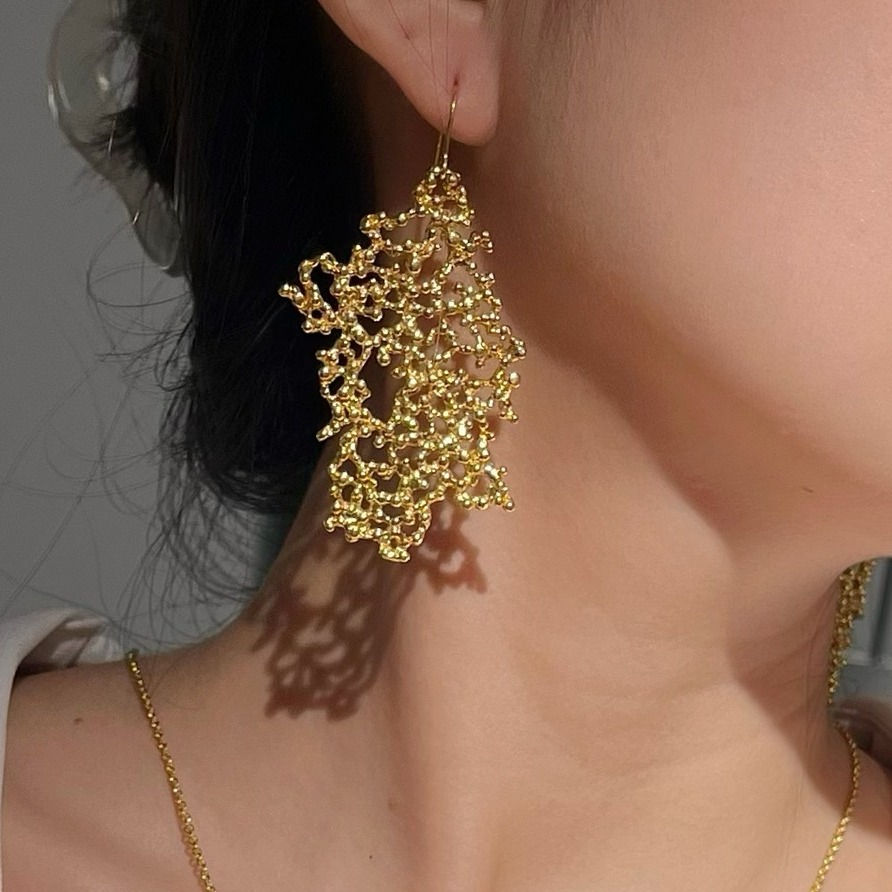 Thumbnail: ROCIO SINGLE brass earrings