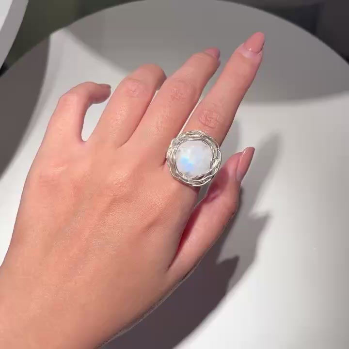 Thumbnail: BELEN moonstone silver ring