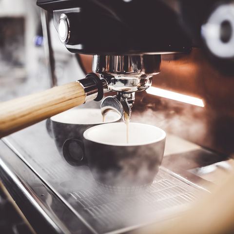 A Guide to Washington DC's Coziest Cafes for a Romantic Date