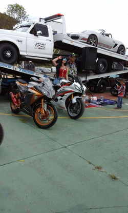 EXHIBICION TOWING