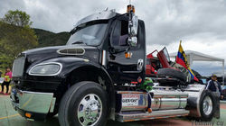 EXHIBICION TOWING