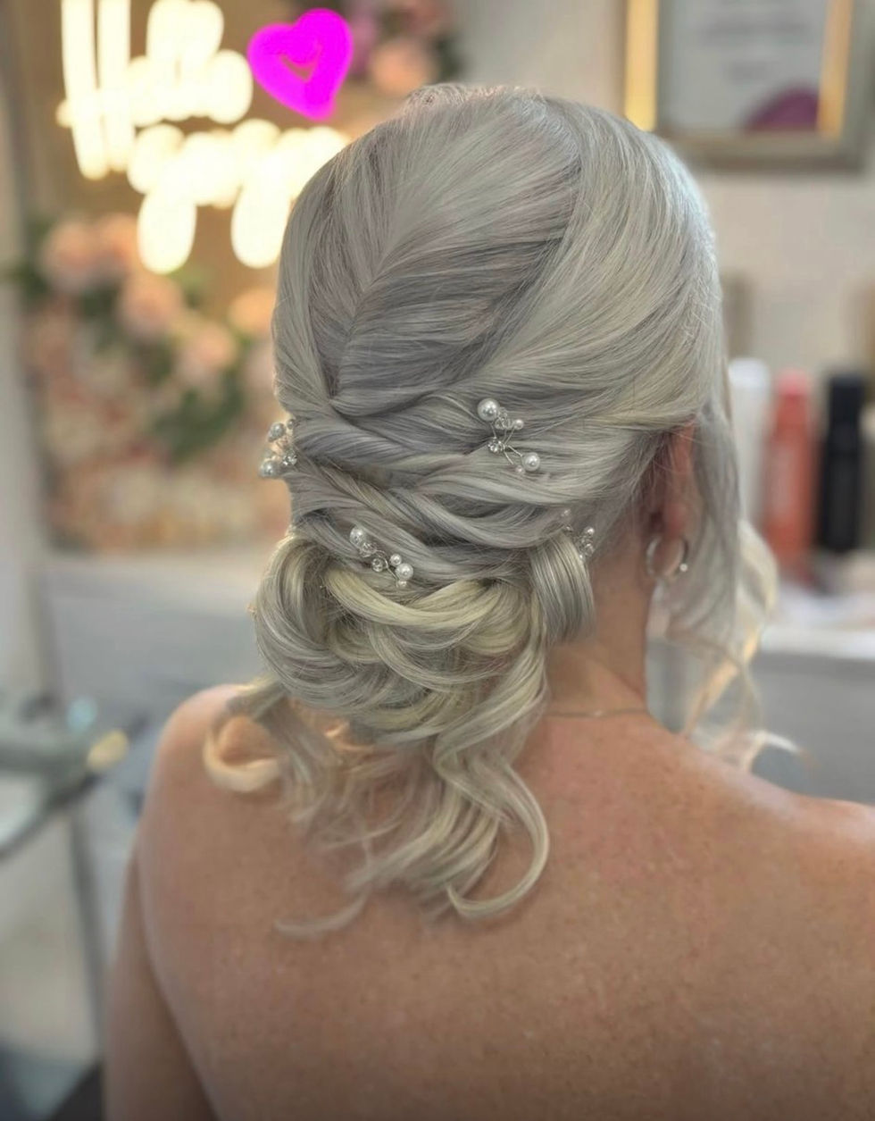 bridal hair, bride hair, bridesmaid hair, soft waves,bristol hairstylist, bridal hairstylist, hairstylist, wedding, wedding h