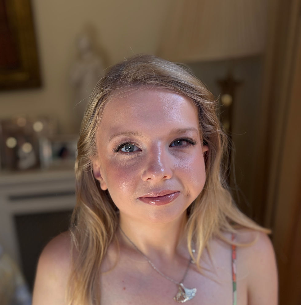 bridesmaids, bridesmaids makeup, natural makeup, softglam makeup, bridal makeup artist, bristol makeup artist, pink bridesmaid, blue bridesmaid, green bridesmaid, orange bridesmaid, red bridesmaid, bridesmaid dress, bristol mua, bridesmaid, snatural glam, natural makeup, soft glam makeup, wedding makeup, pink bridesmaid flowers, blue bridesmaid flowers