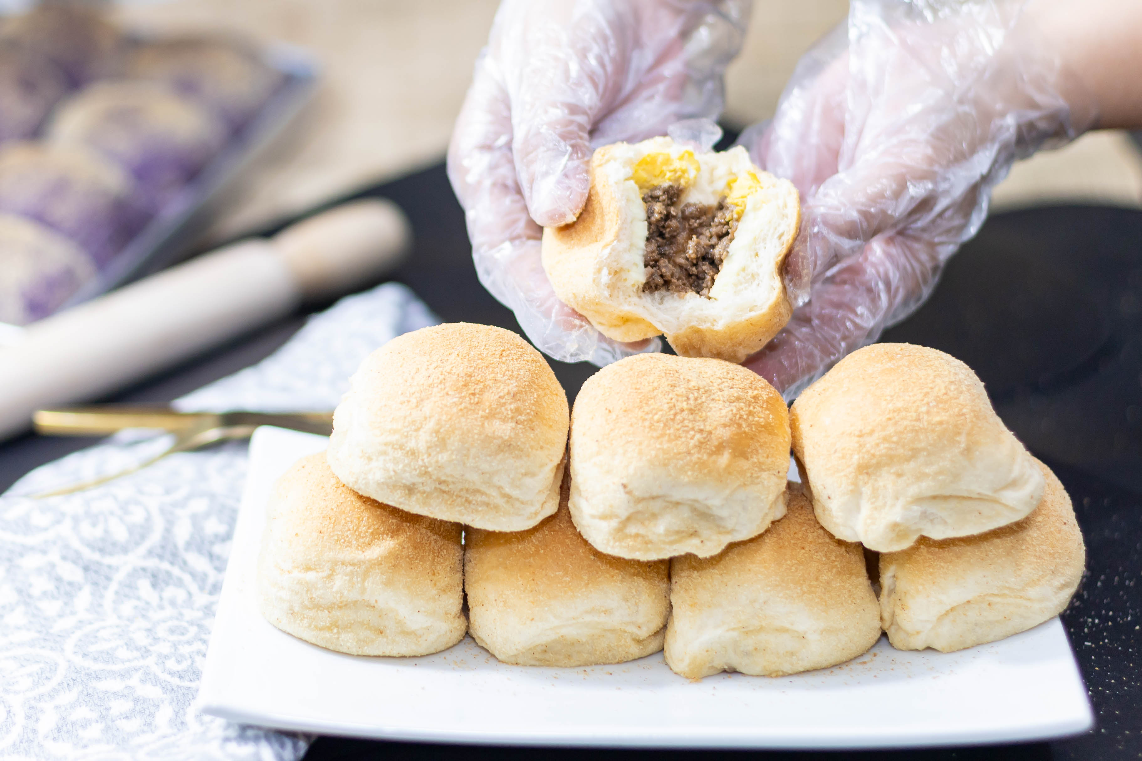 Asado Pandesal w/ Cheese
