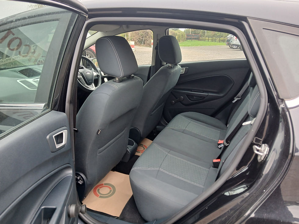 Thumbnail: Ford Fiesta Zetec  (12)