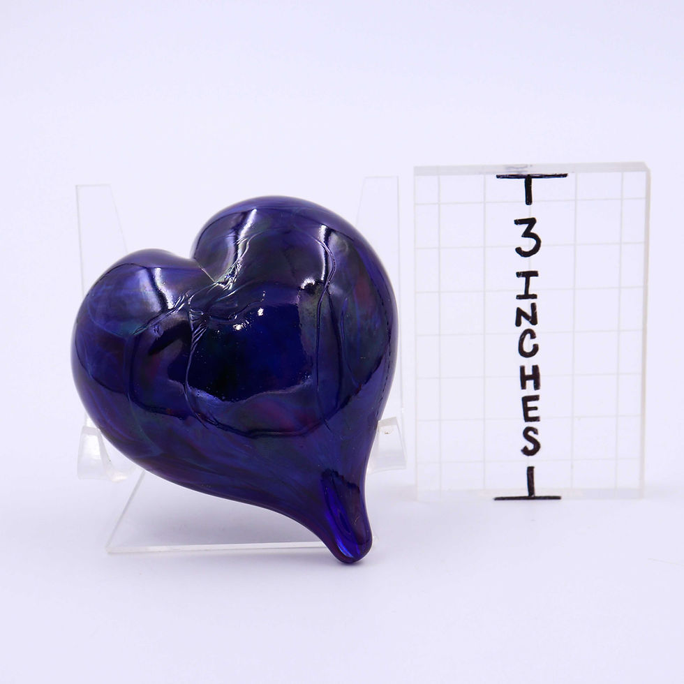 Thumbnail: Midnight Dreary Glass Heart