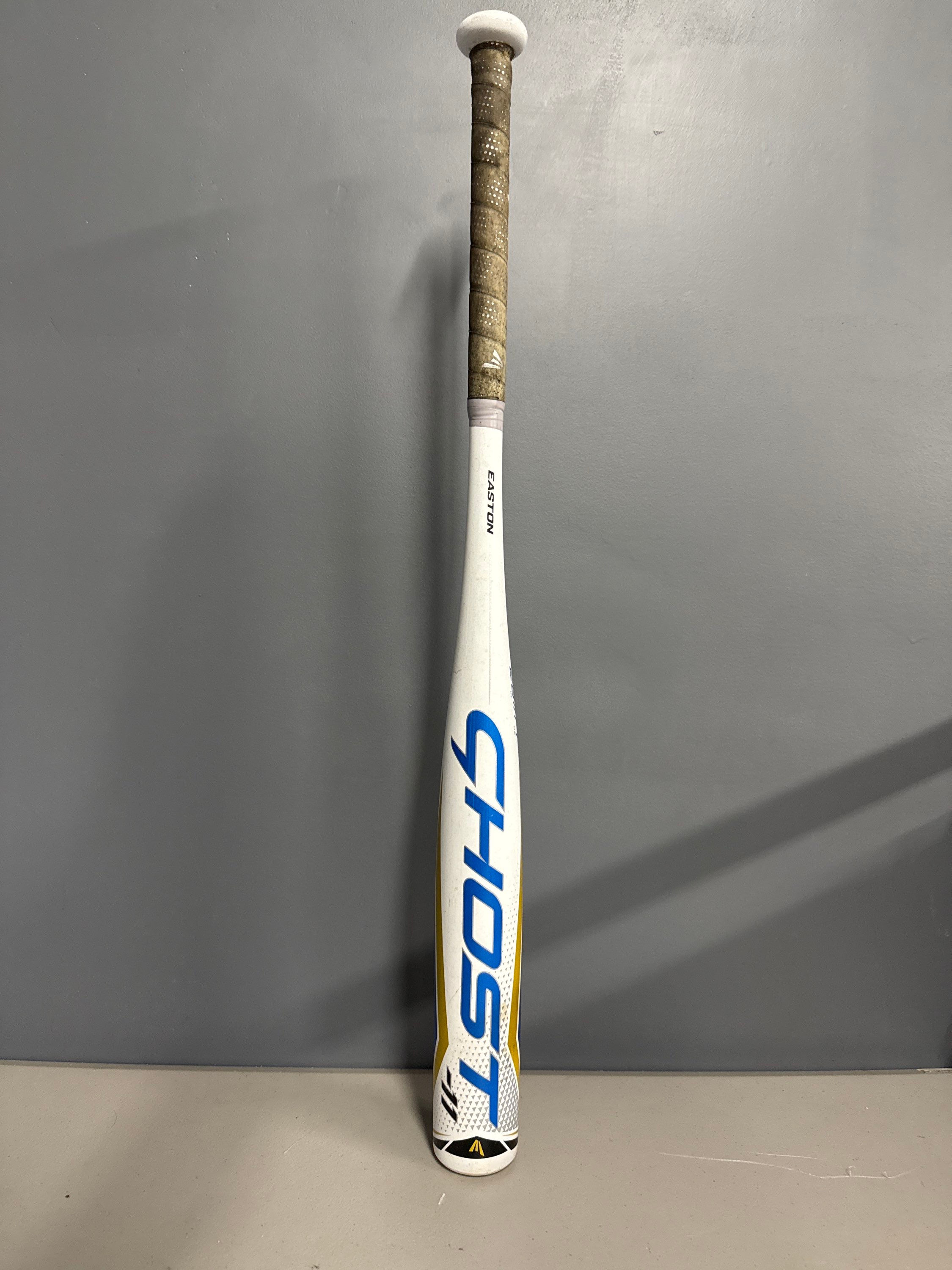 28" -11 Easton Ghost FP22GHY11 Softball Bat