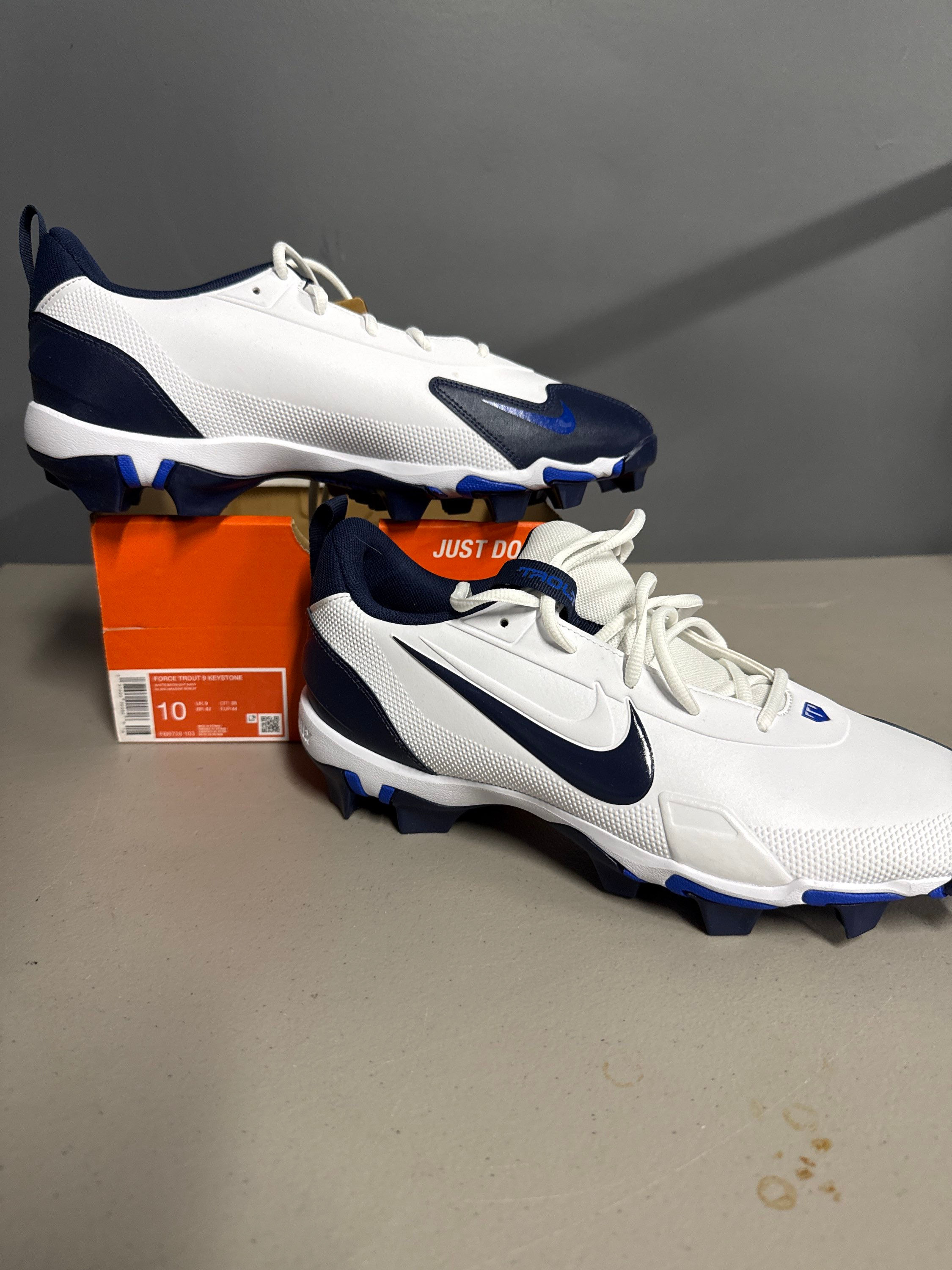 New Force Trout 9 Keystone Navy Molded Cleats 10