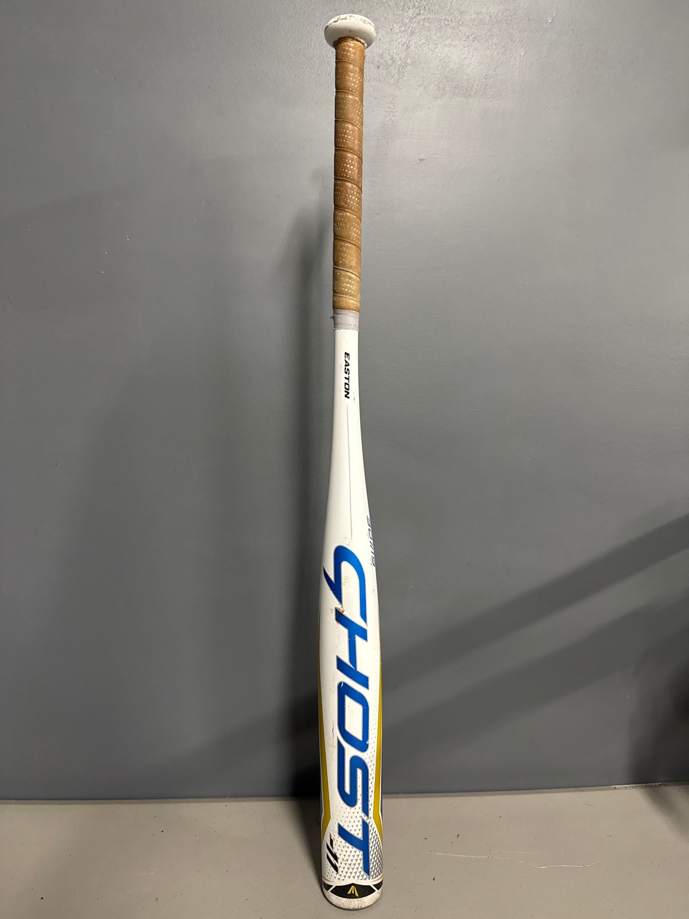 30" -11 Easton Ghost FP22GHY11 Softball Bat