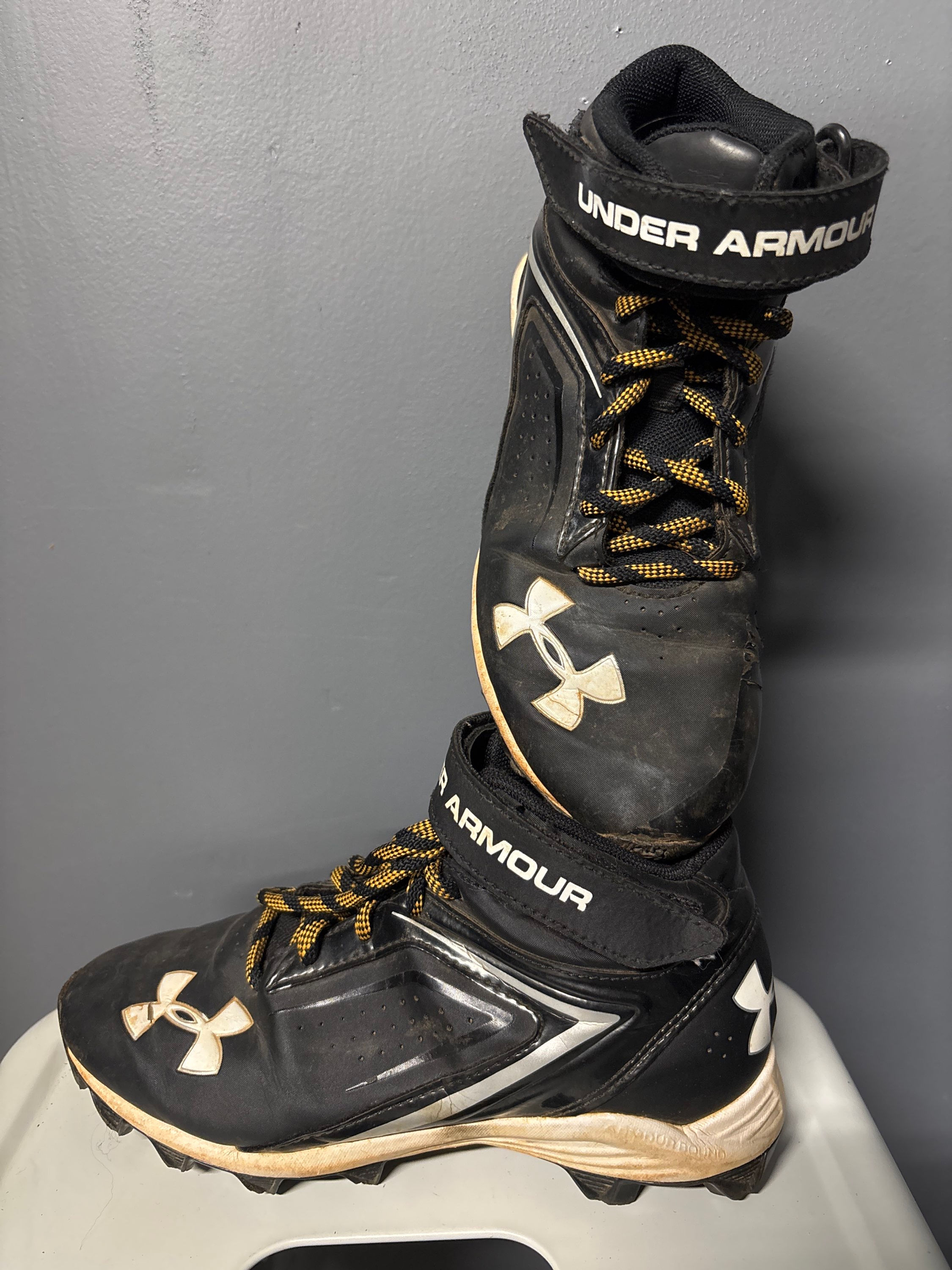 Under Armour Black High Top Cleats